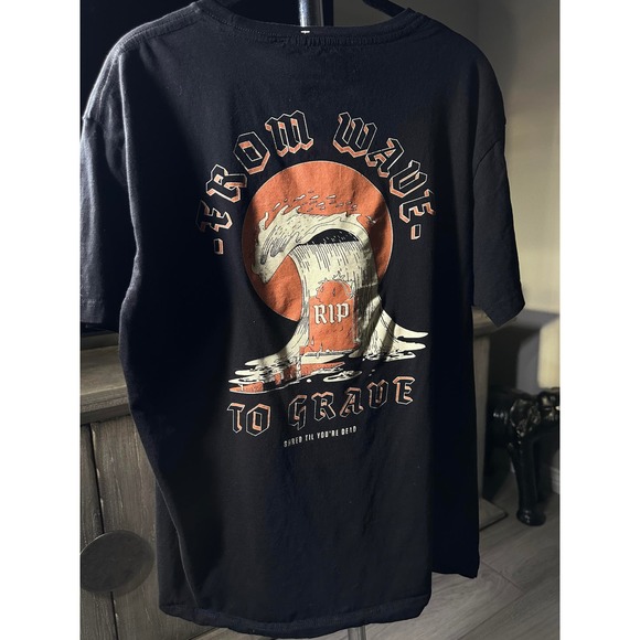 Chomp From Wave to Grave T-shirt - Picture 2 of 3